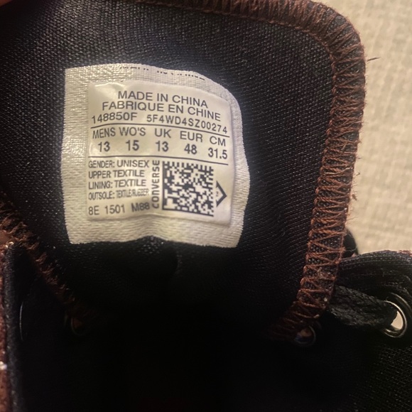 Chuck Taylor Converse - Picture 8 of 8